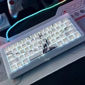 white-chained-makima-keycap-set-cover