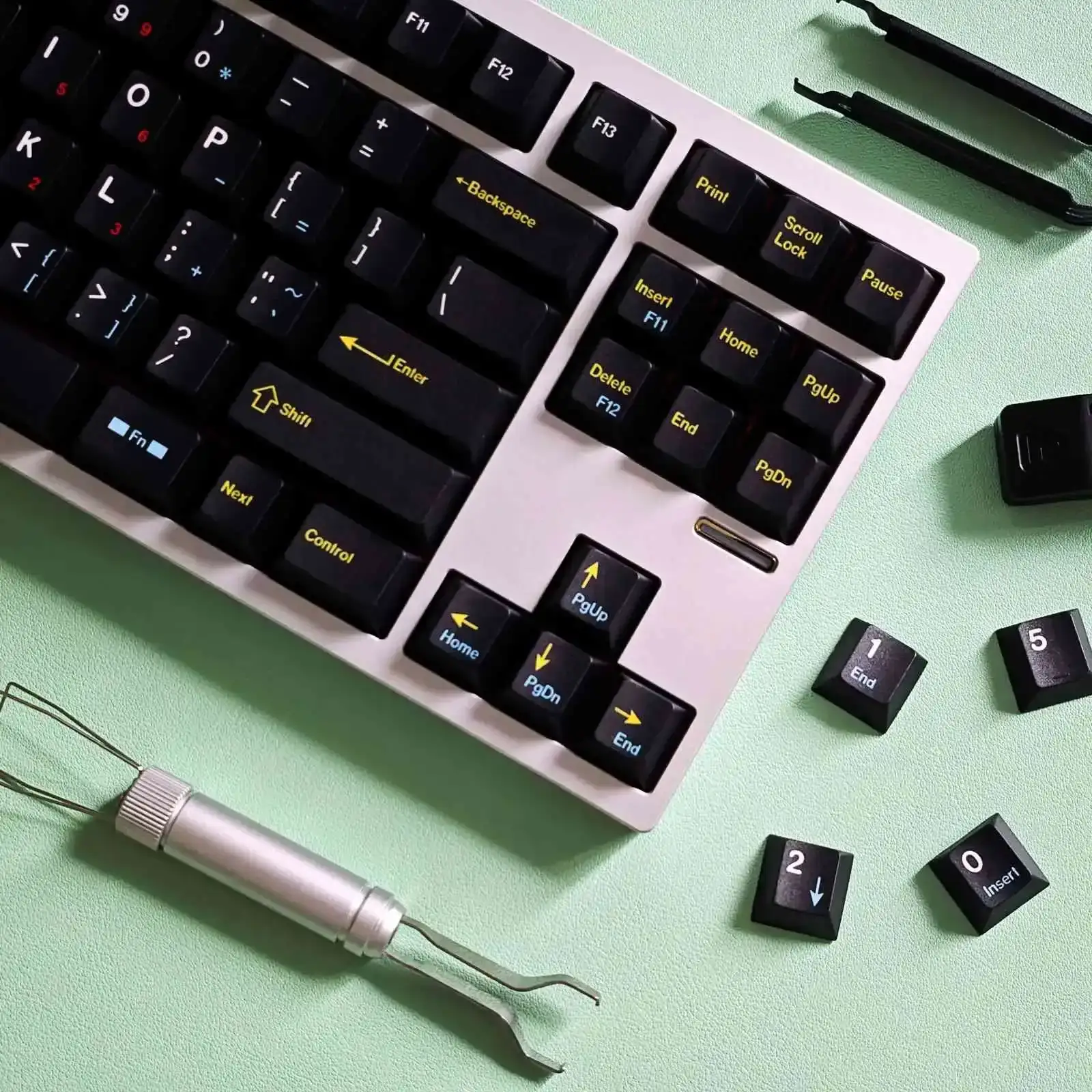 1520-themed-oem-minimal-keycap-set-side2