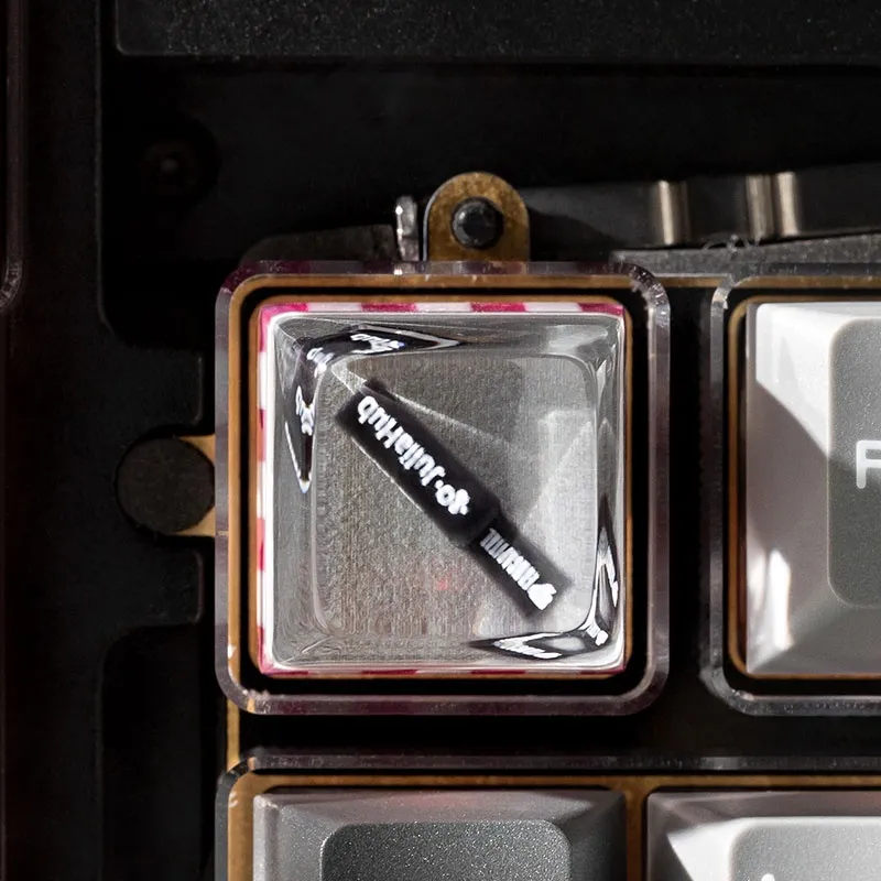 alex-albon-rearview-mirror-transparent-keycap-upfront