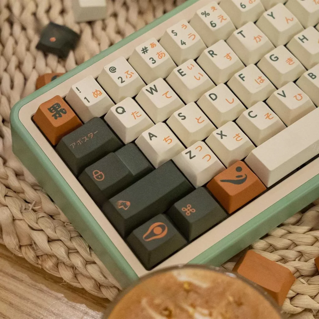 avocado-oem-keycap-set-side3