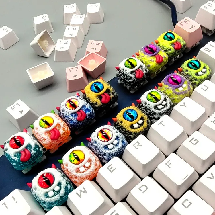 big-eyed-monster-keycaps-side