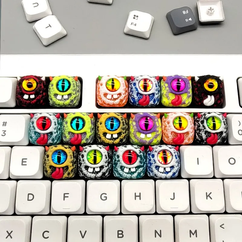 big-eyed-monster-low-shaft-keycaps-cover