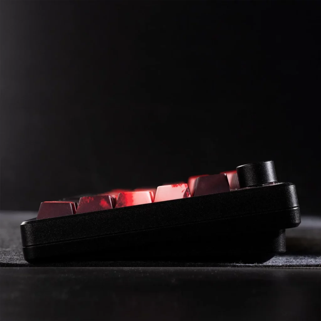 black-blood-oem-keycap-set-side3