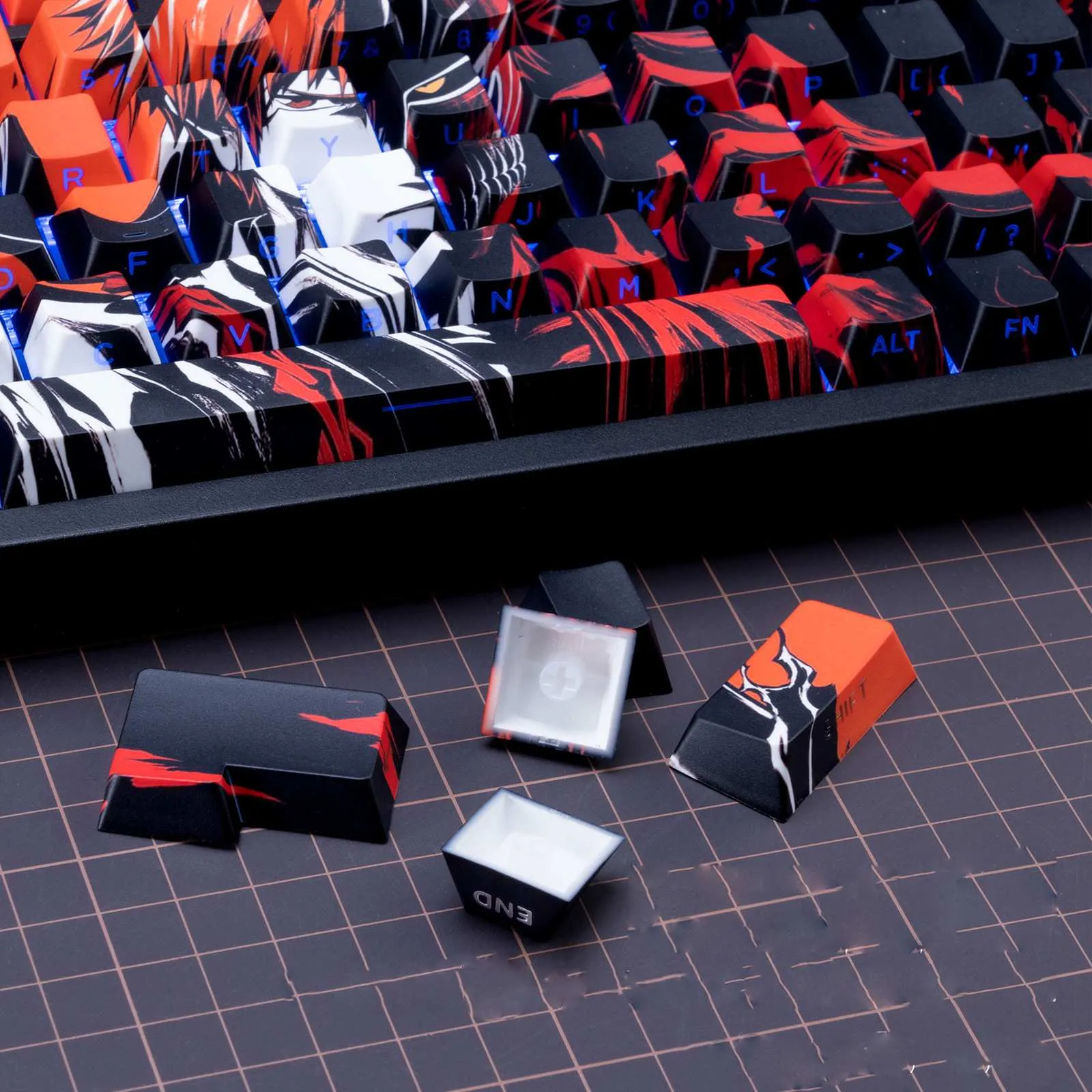 bleach-ichigo-kurosaki-oem-keycap-set-front2