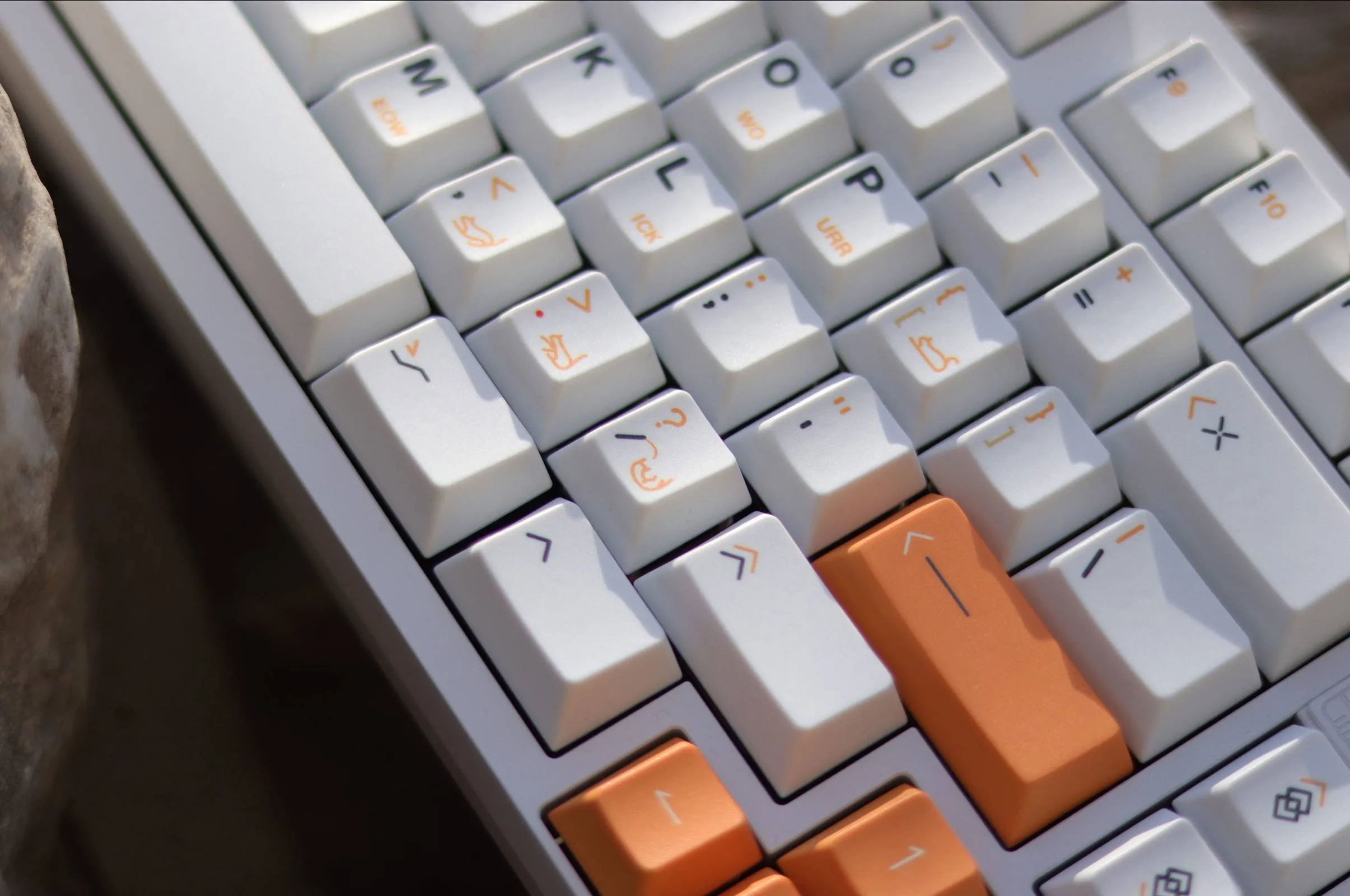 flower-cat-oem-keycap-set-side3