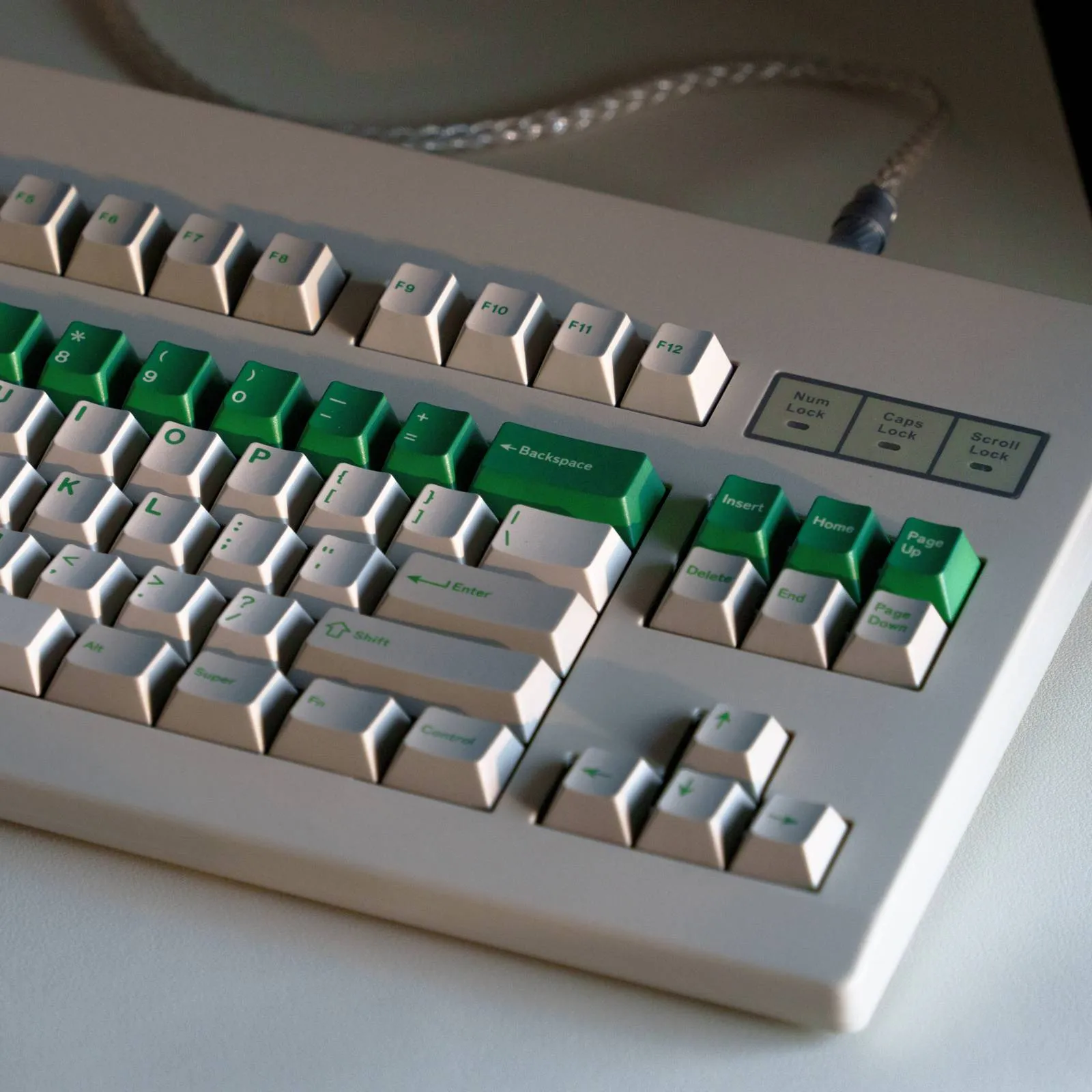 green-alert-oem-keycap-set-side2