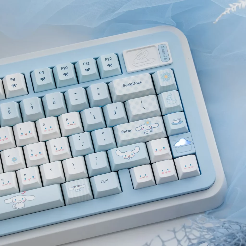 hello-kitty-cinnamoroll3-oem-keycap-set-side2