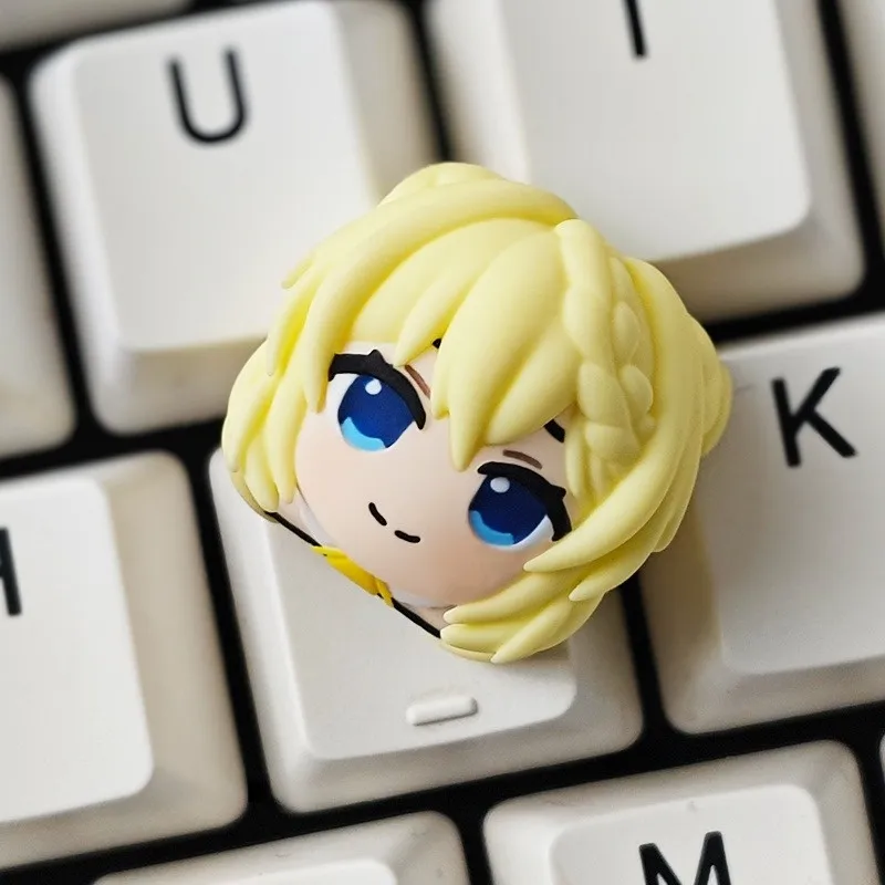 ivebeen-killing-slimes-azusa-aizawa-keycap-upfront