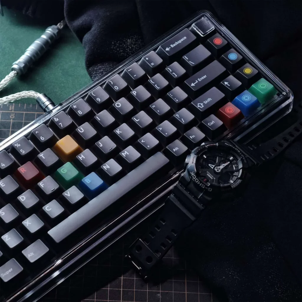 jade-black-light-oem-keycap-set-side2