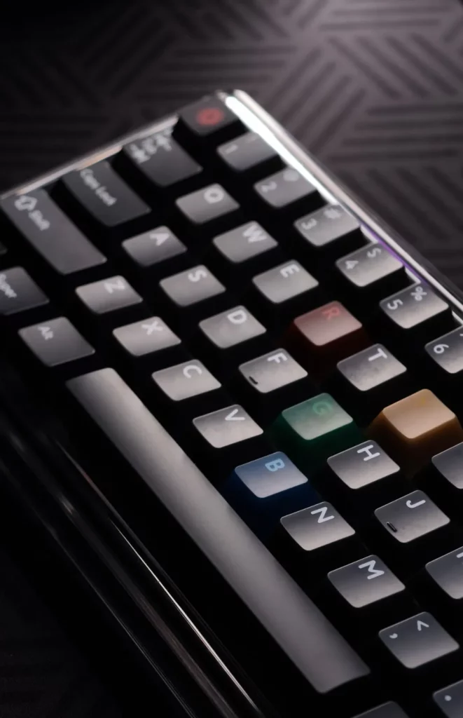 jade-black-light-oem-keycap-set-side3