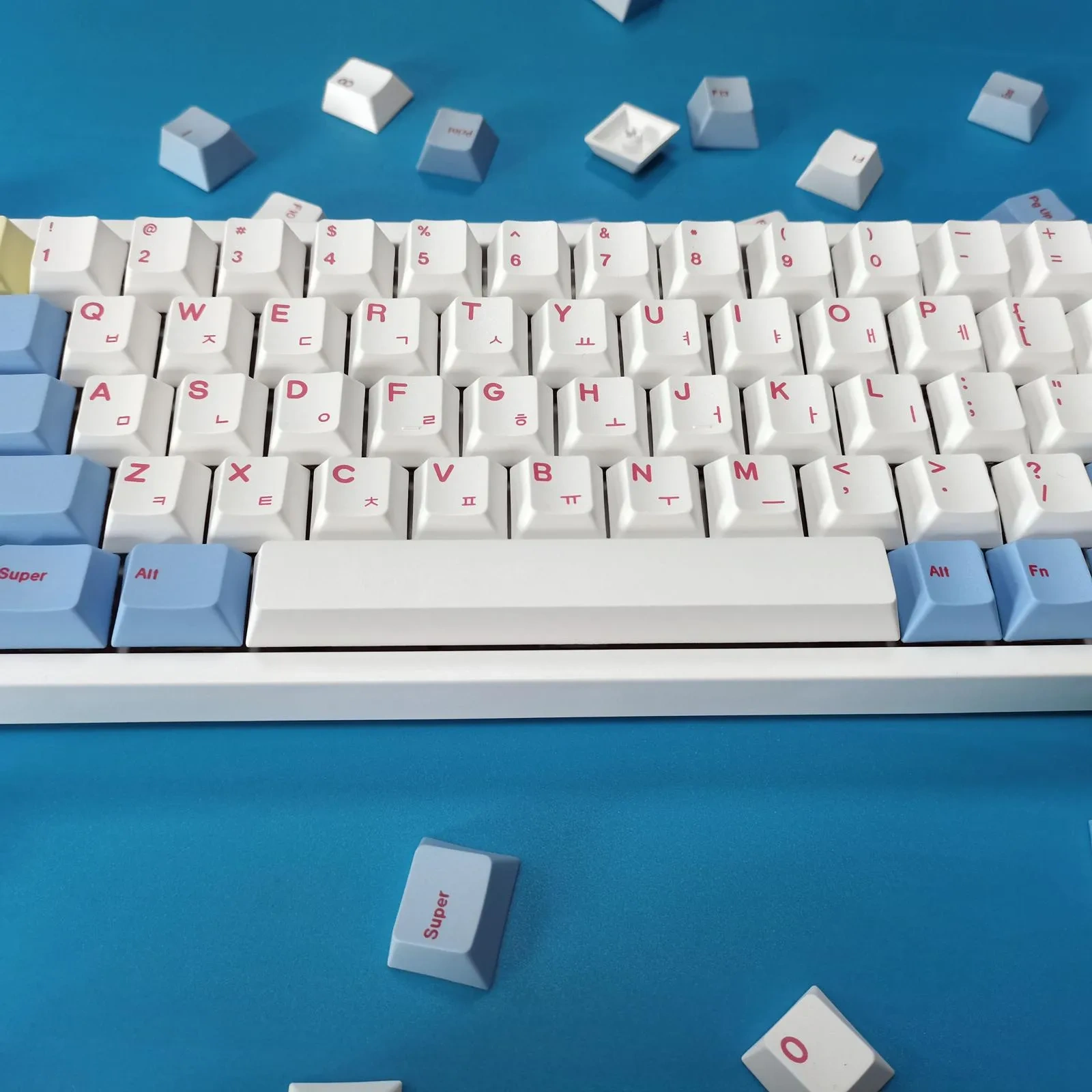 korean-character-oem-keycap-set-front