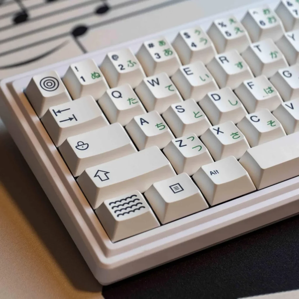 mountain-water-themed-oem-keycap-set-side