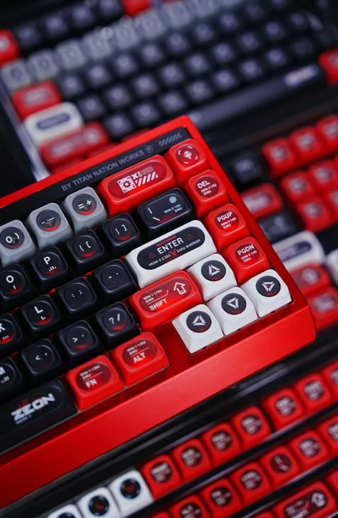 ms06s-chars-zakuii-max-keycap-set-side3
