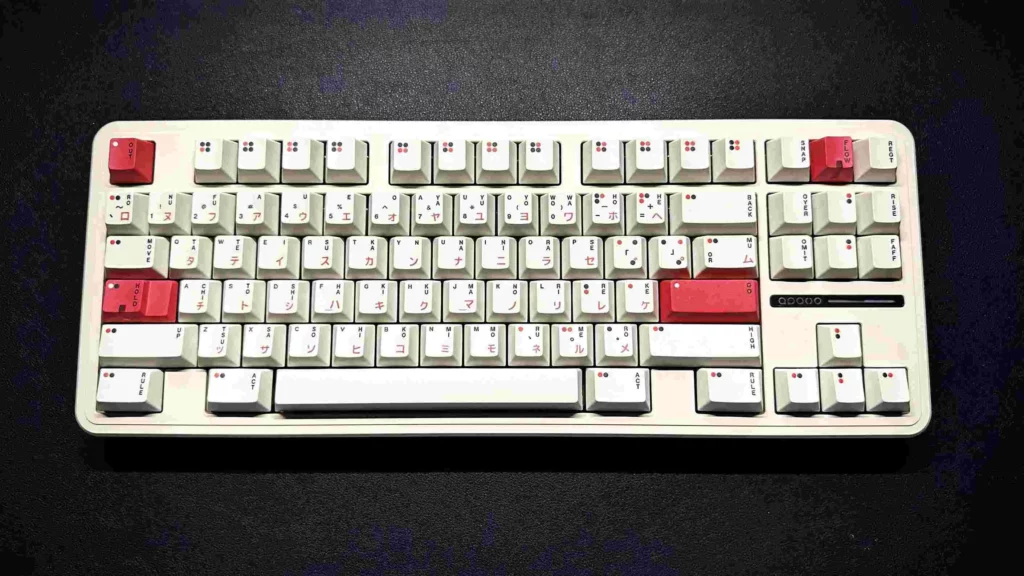 red-grey-themed-oem-keycap-set-cover