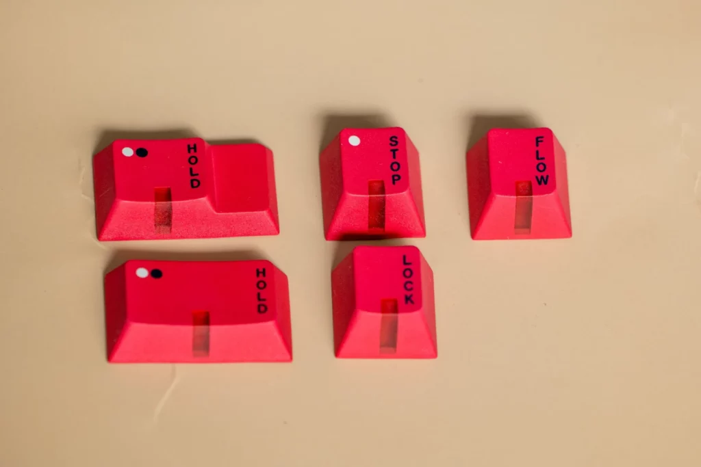 red-grey-themed-oem-keycap-set-supplement
