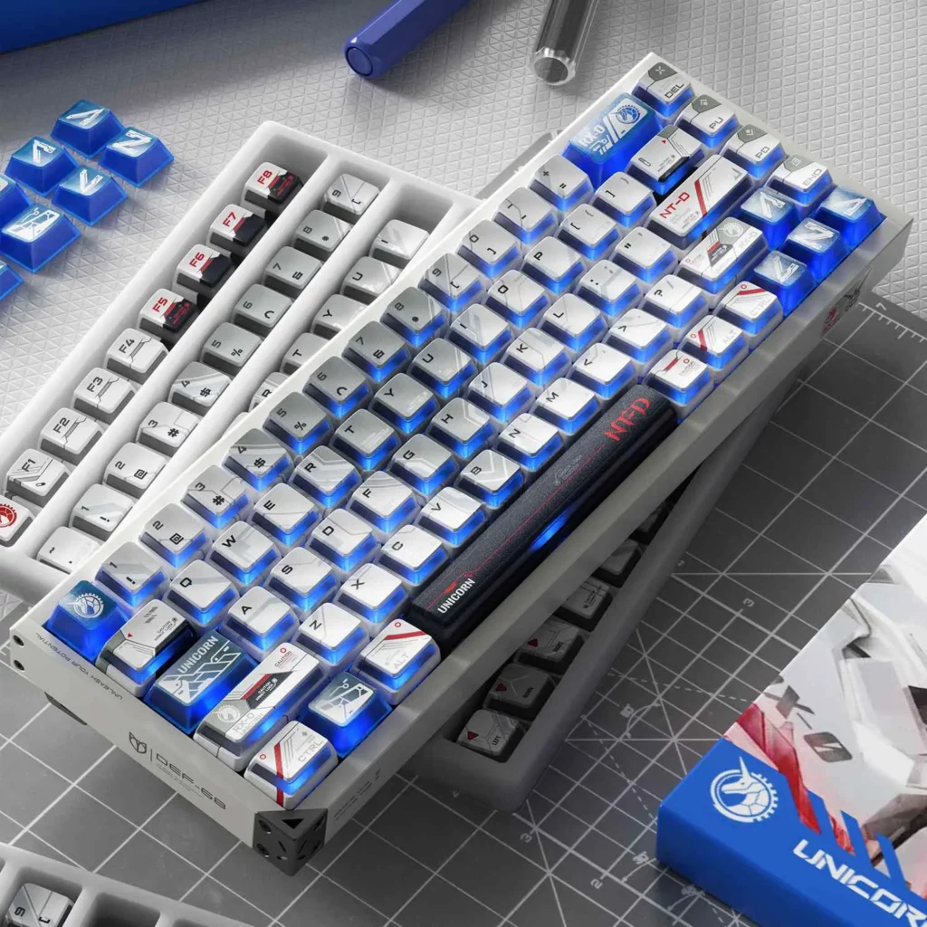 rx-0-unicorn-gundam-keycap-set-side3