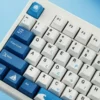 santorini-themed-oem-keycapset-spacekey-keycaps-side
