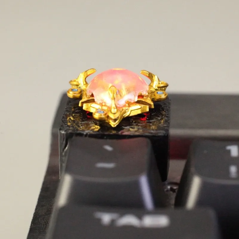 starcraft-ii-mothership-keycap-cover