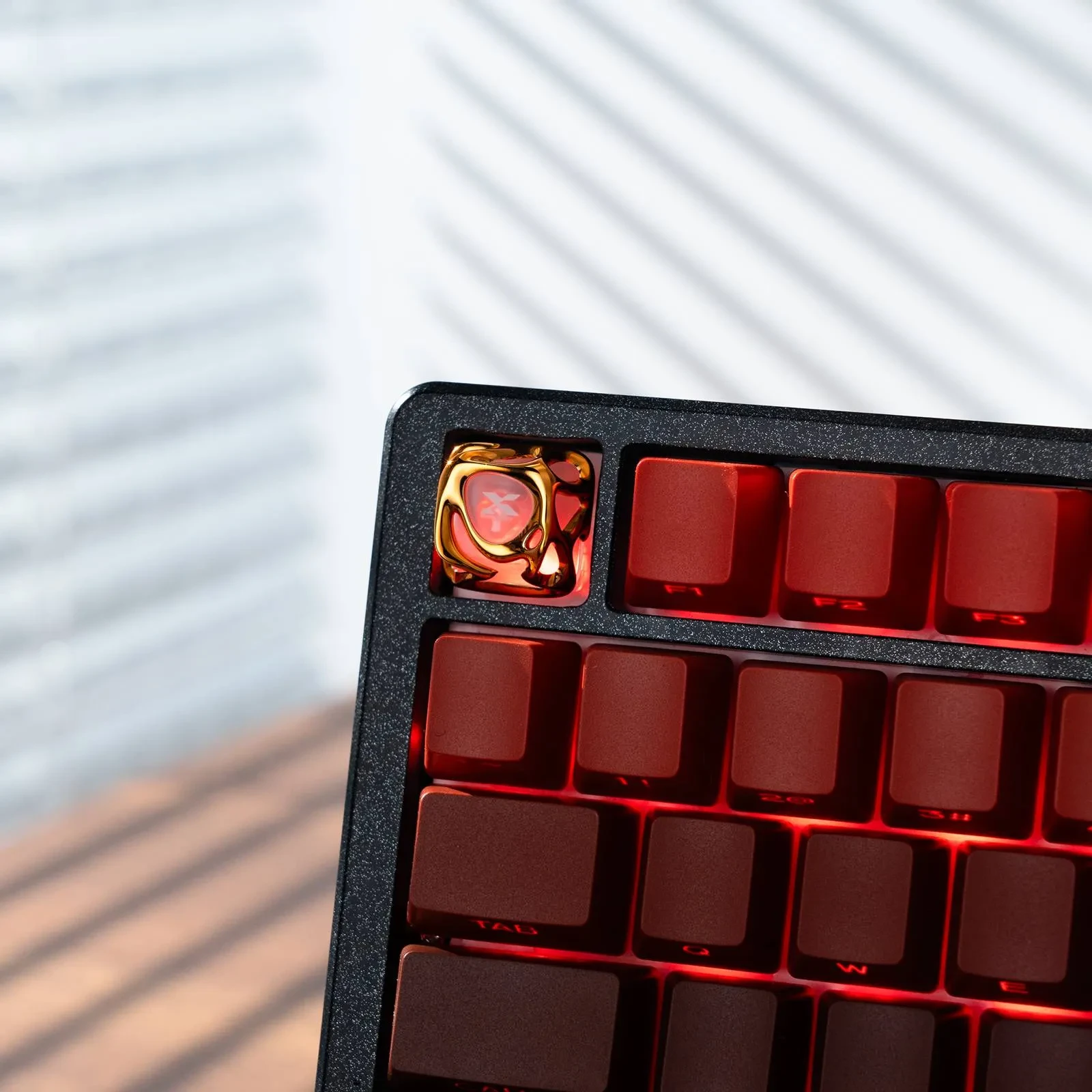 stylish-x-logo-keycaps-front2