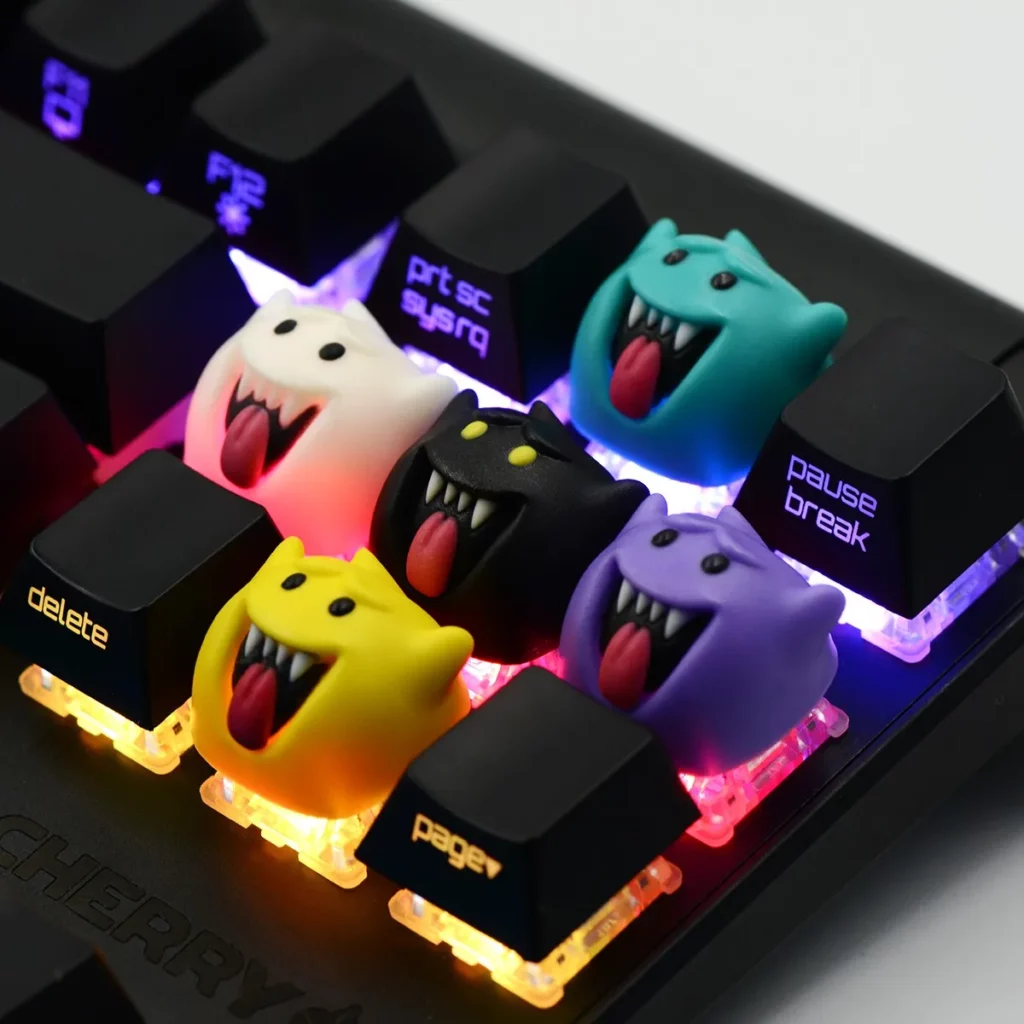 super-mario-boo-keycaps-cover