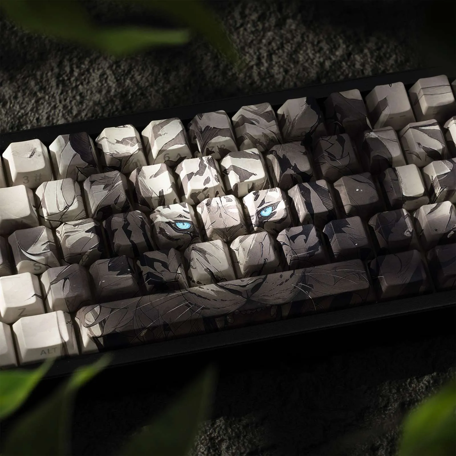 tiger-series-oem-keycap-set-side
