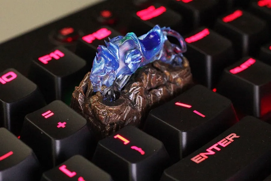 worldofwarcraft-spectral-tiger-backspace-key-keycaps-side3