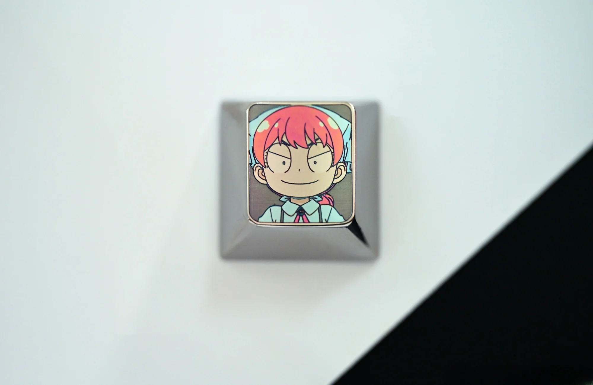 anya-forger-arrow-keys-20-keycaps-3