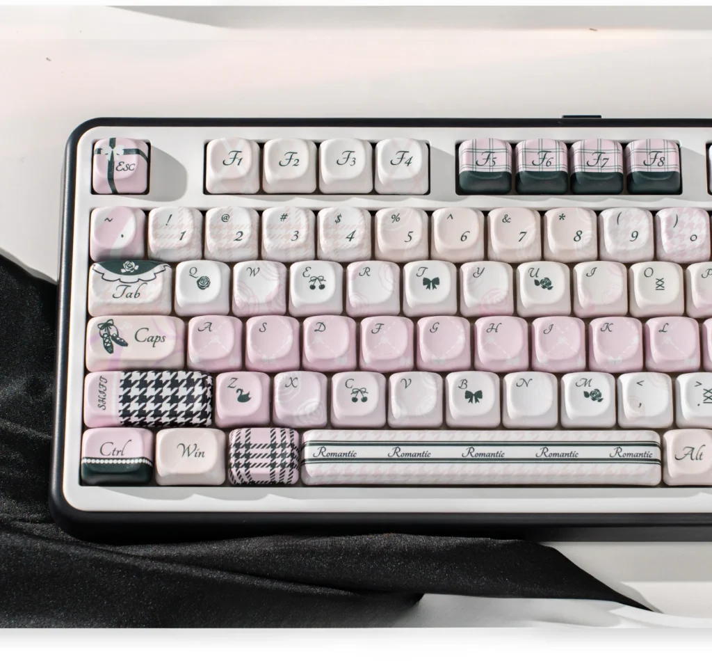 black-swan-keycap-set-6