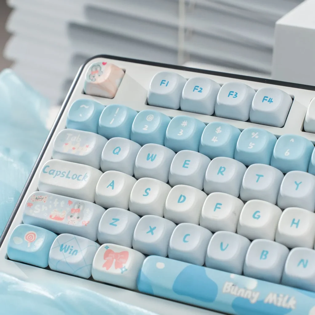 creamy-rabbit-keycap-set-side