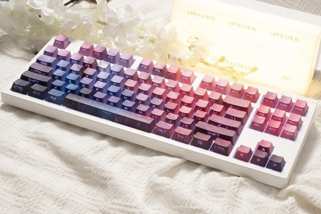 dreamy-nebula-oem-keycap-set-cover