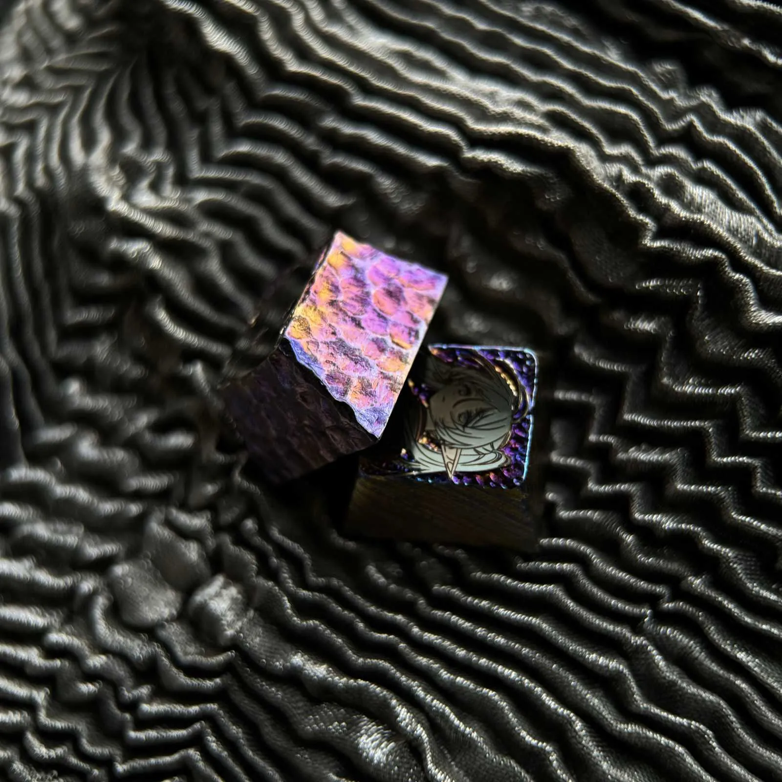 frieren-beyond-journeysend-stylish-frieren-keycaps-side2