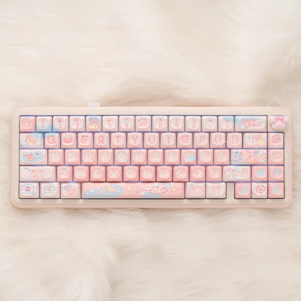 goodnight-little-pig-moc-keycap-set-1