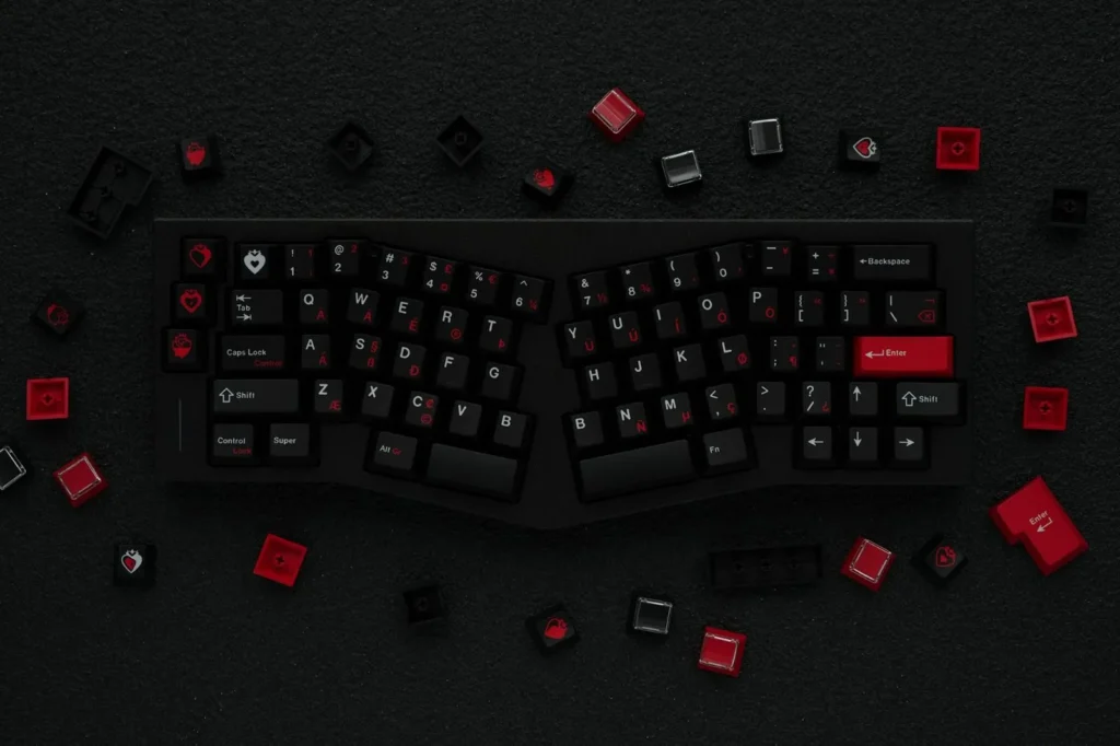 hearts-departure-oem-keycap-set-cover