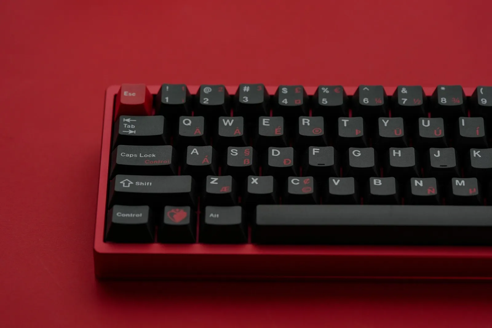 hearts-departure-oem-keycap-set-front