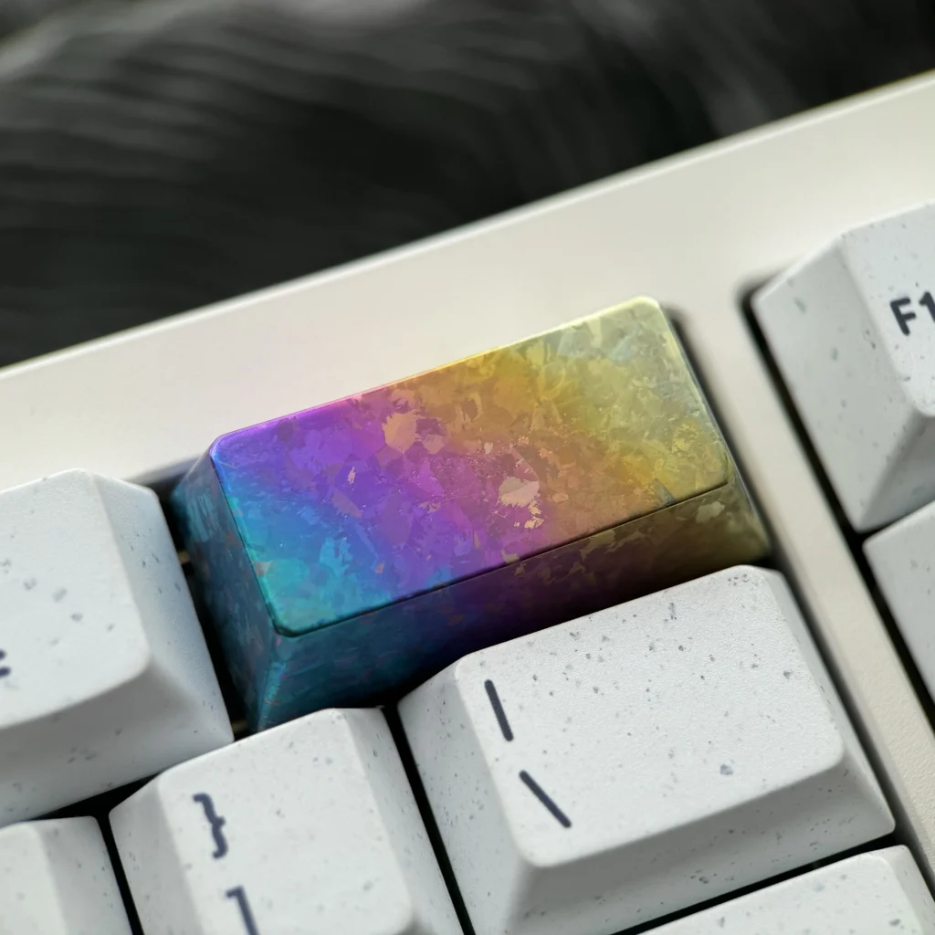 ice-crystals-series-backspace-key-keycaps-2