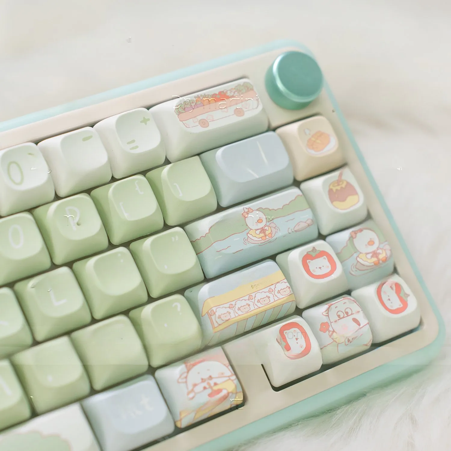no-worries-farm-moc-keycap-set-side2