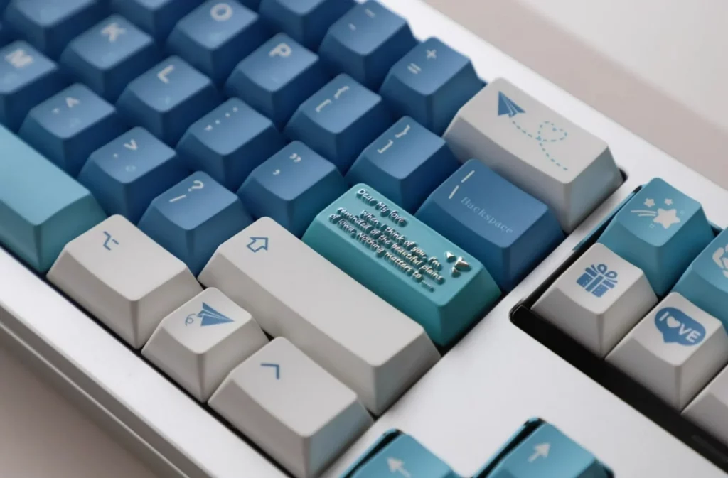 sea-mist-love-letter-enterkey-keycaps-side2