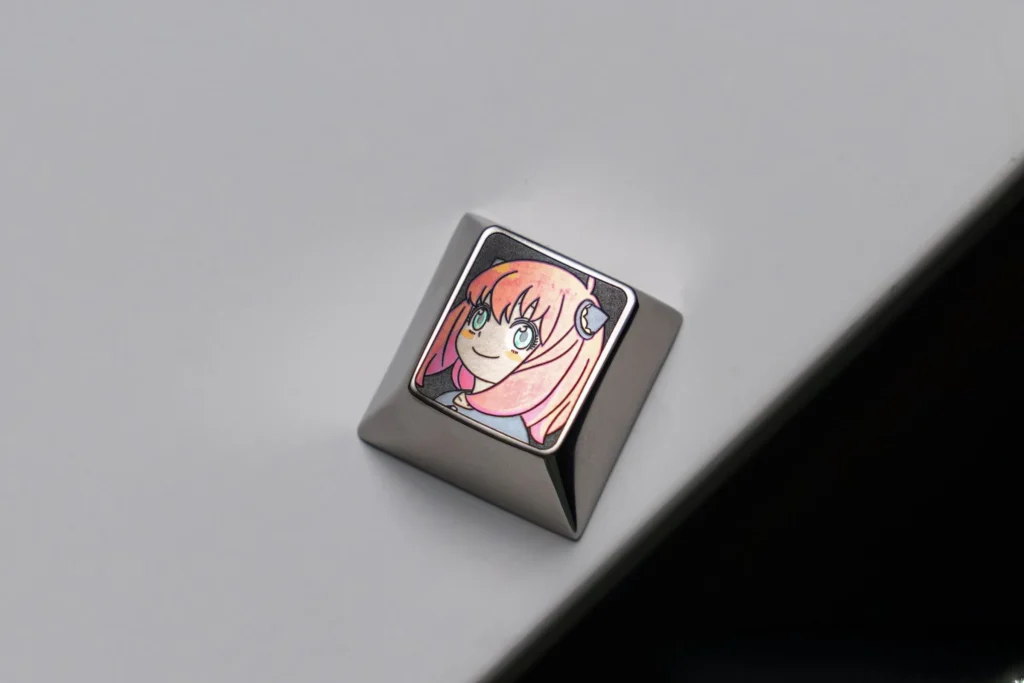 spyxfamily-anya-forger-arrow-keys-keycaps-upfront4
