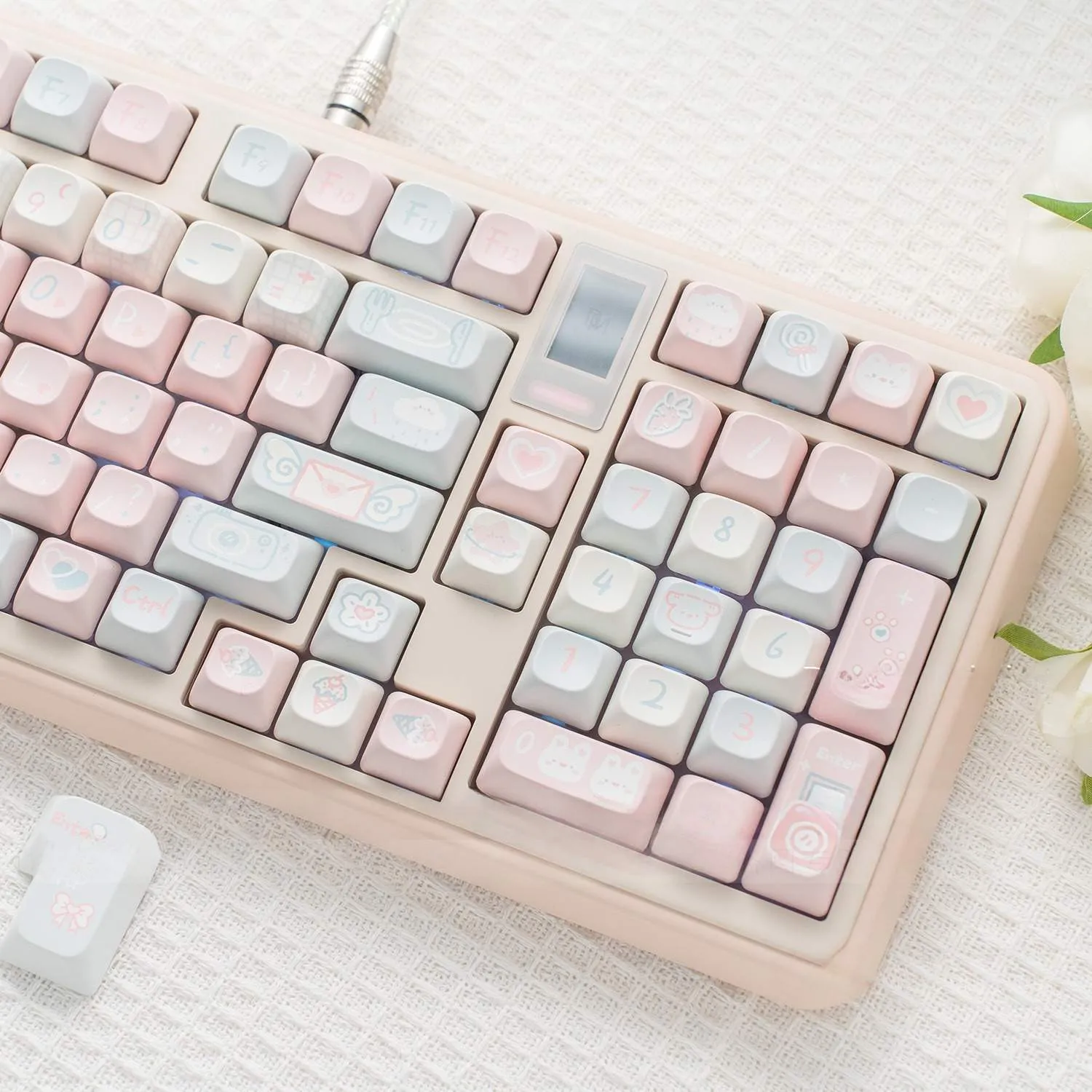 the-maidens-prayer-moc-keycap-set-side2