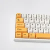bee-themed-oem-keycap-set-front