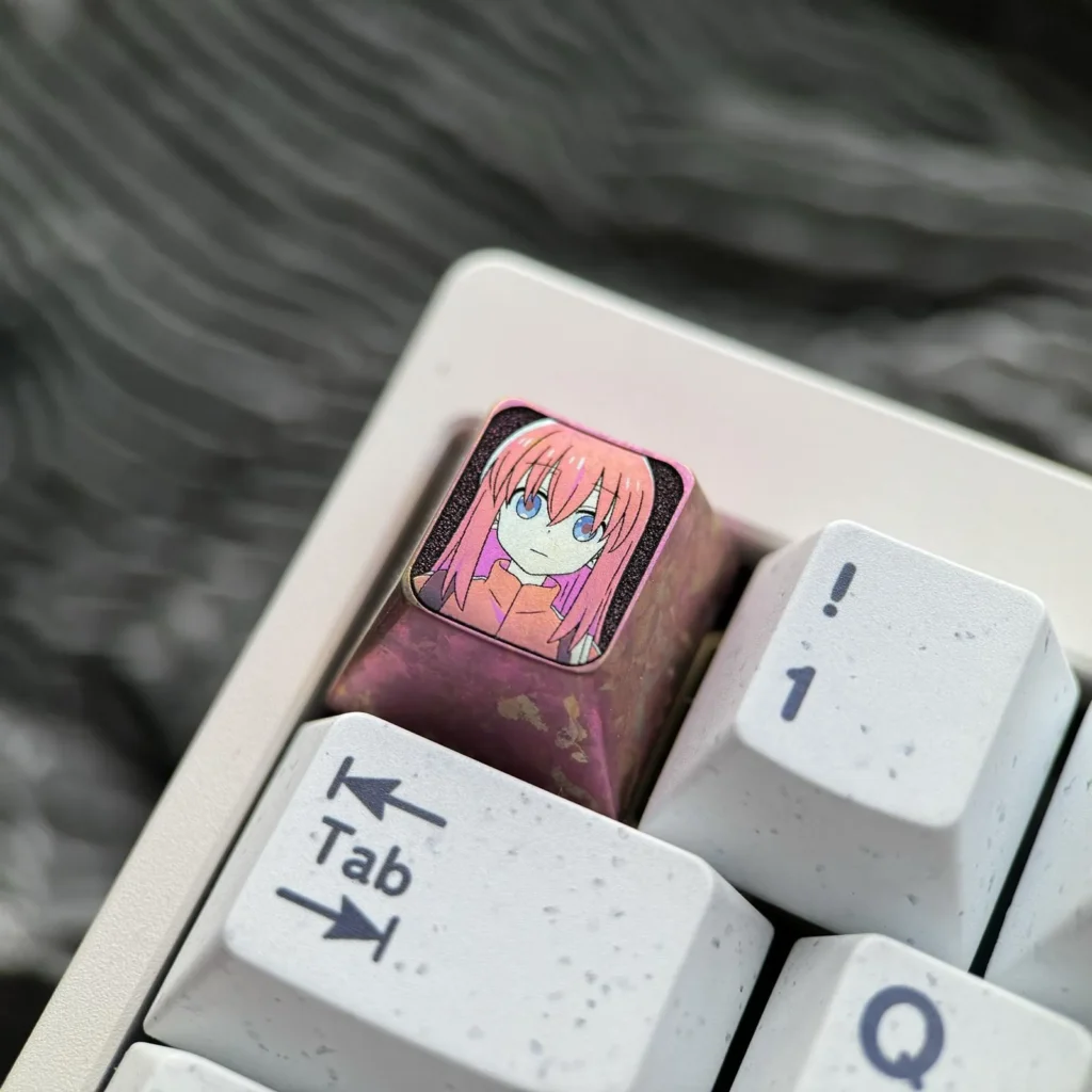 bocchi-the-rock-adorable-hitorigotoh-keycaps-side
