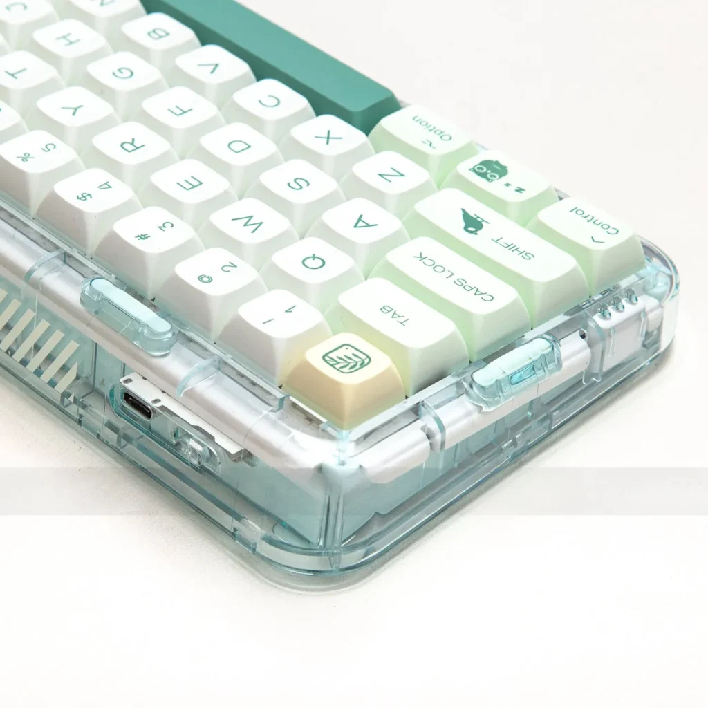 botanical-zoological-garden-xda-keycap-set-side3