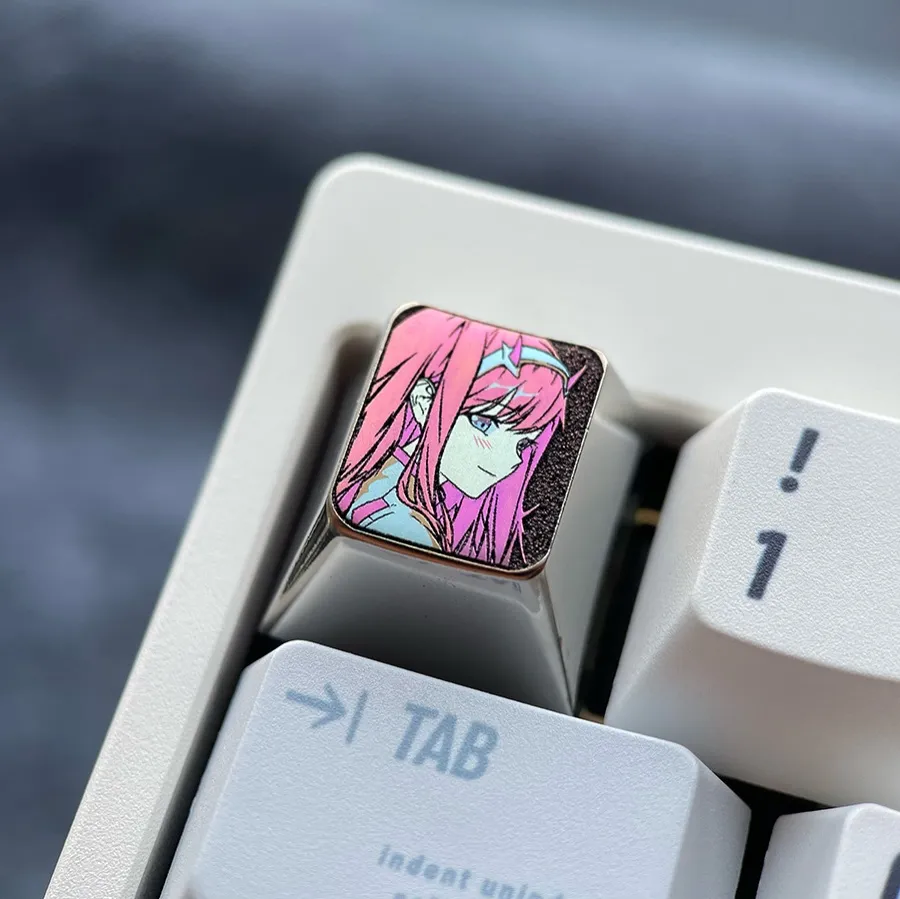 darlinginthefranxx-zero-two-side-view-keycaps-side2