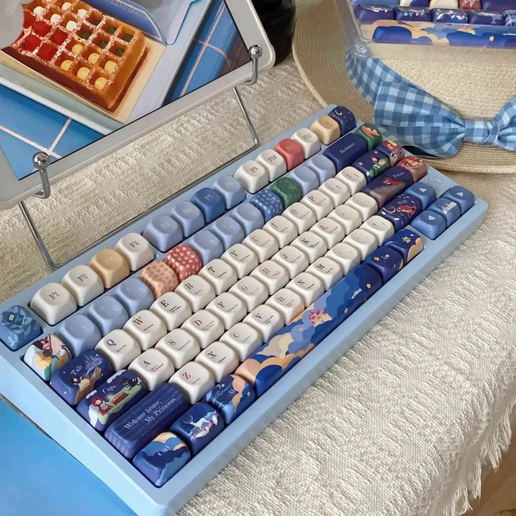 fairy-tale-town-keycap-set-side3