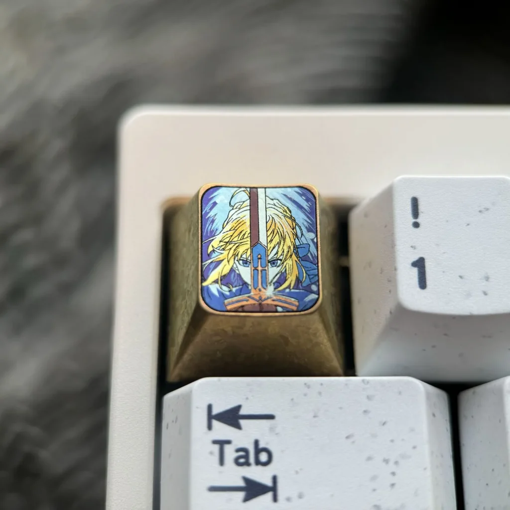 fate-stay-night-stylish-saber-keycap-cover