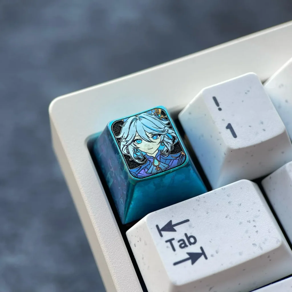 genshin-impact-stylish-furina-keycap-side