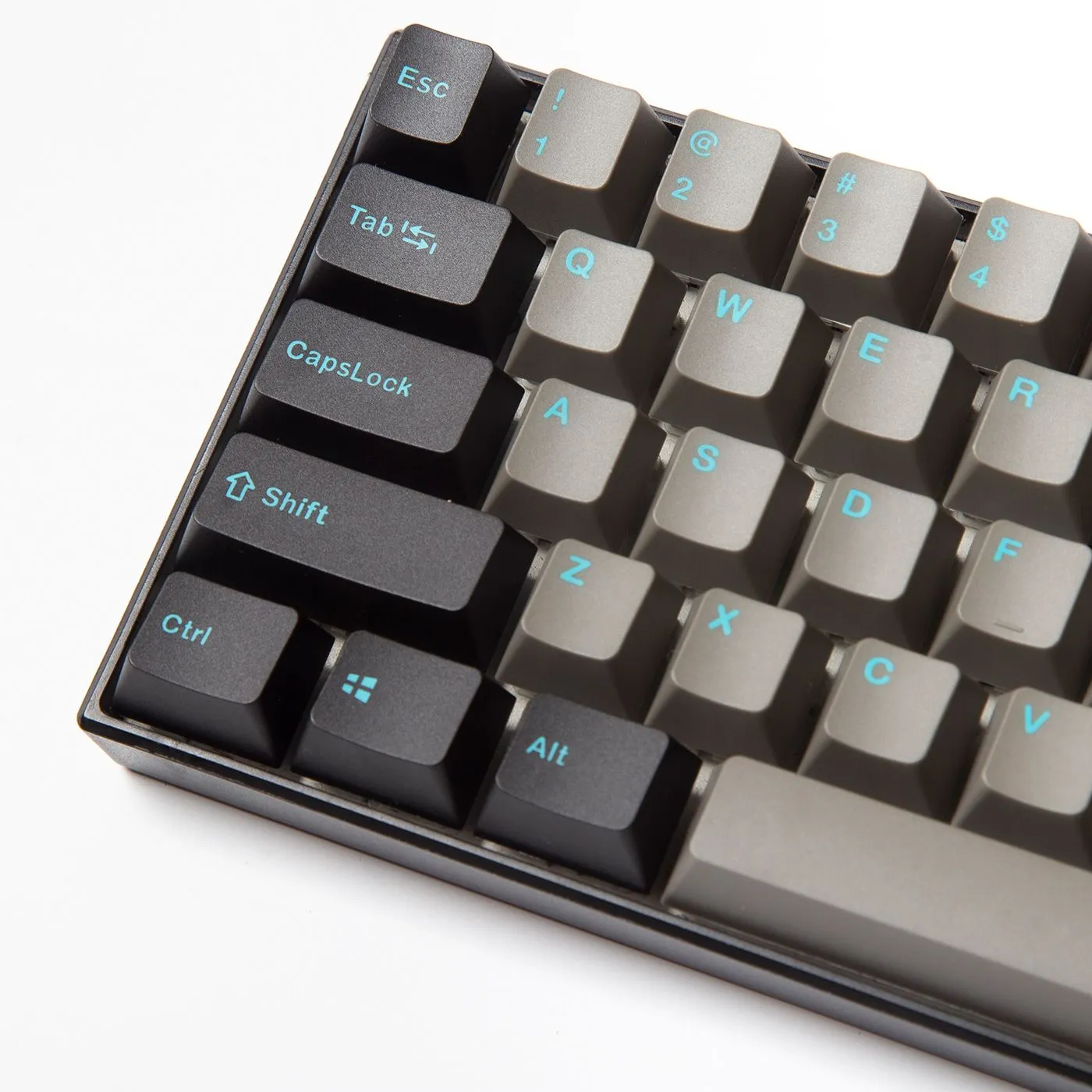 graphite-grey-oem-keycap-set-side