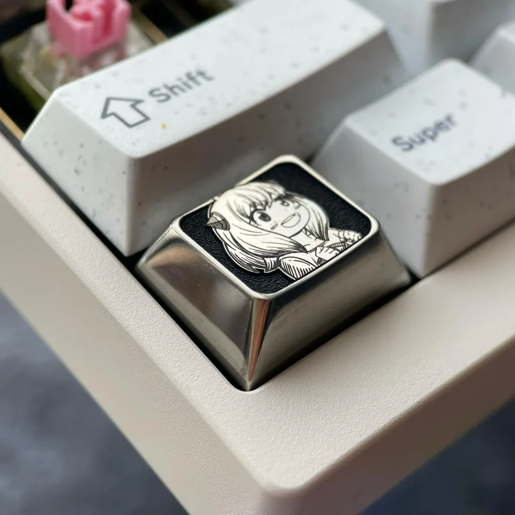 spyxfamily-happy-anya-forger-keycap-side3