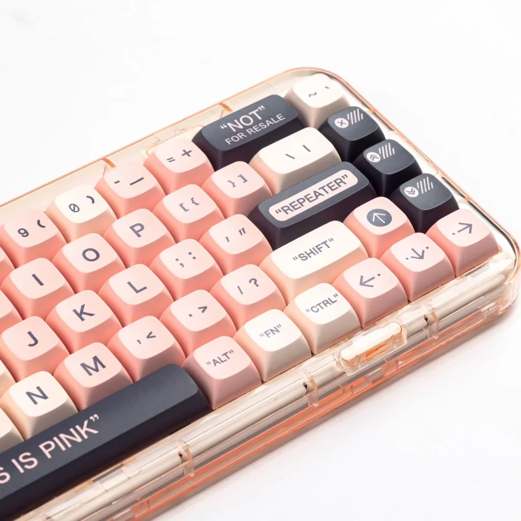 stylish-pink-themed-xda-keycap-set-side2