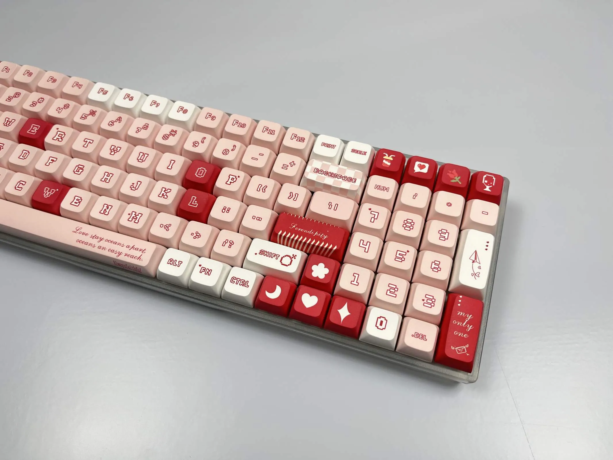 520-romantic-oem-keycap-set-side
